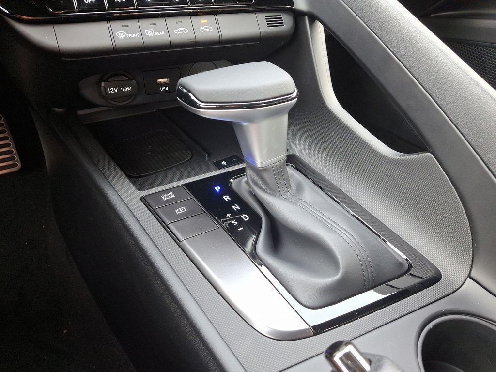 new 2025 Hyundai Elantra car, priced at $25,065