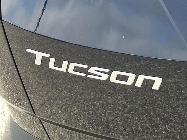 new 2025 Hyundai TUCSON Hybrid car, priced at $38,555