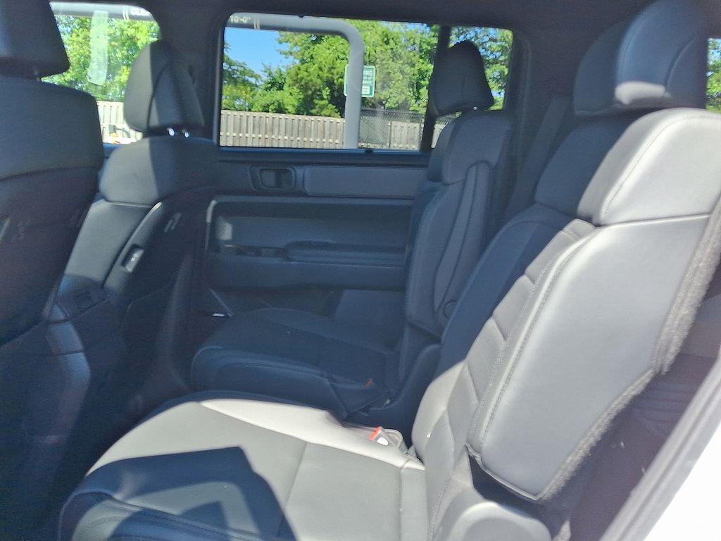 new 2026 Hyundai SANTA FE HEV car, priced at $53,445