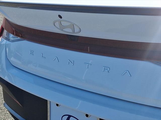 new 2025 Hyundai Elantra car, priced at $25,565