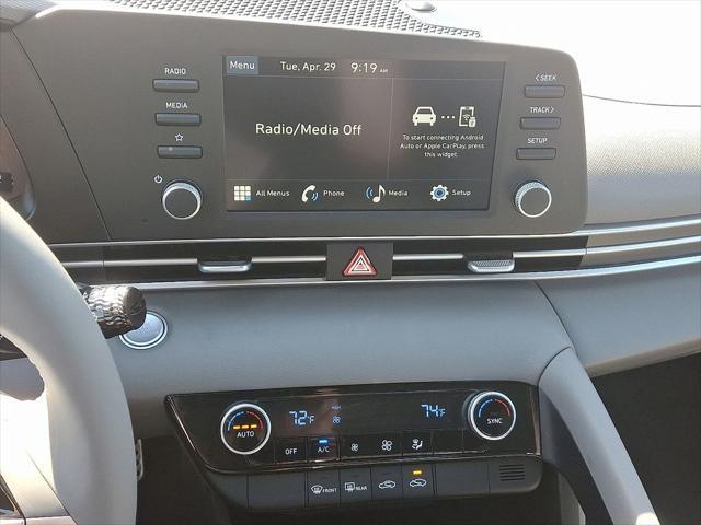 new 2025 Hyundai Elantra car, priced at $25,565