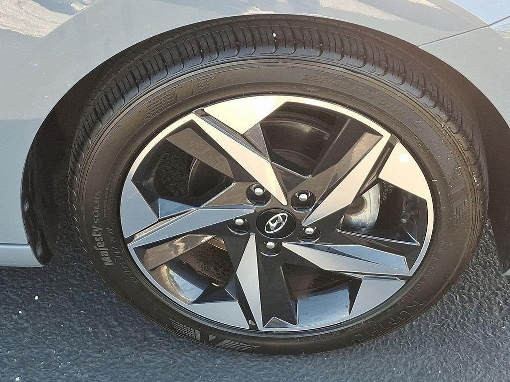 used 2023 Hyundai Elantra car, priced at $21,999