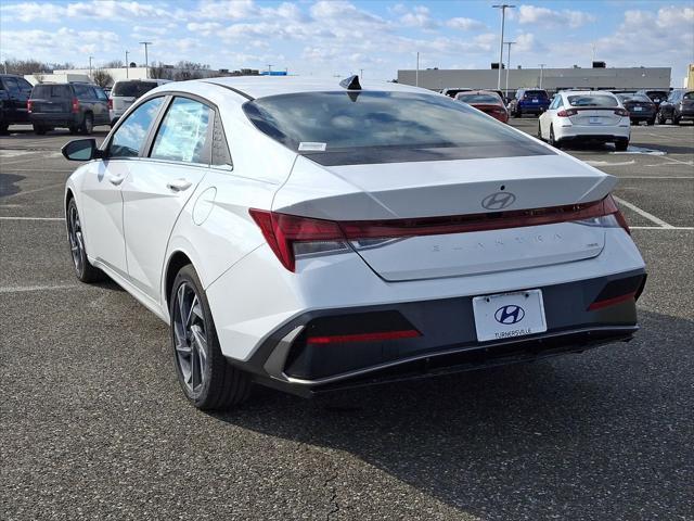 new 2025 Hyundai Elantra car, priced at $31,635