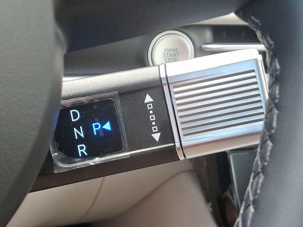 new 2025 Hyundai TUCSON Hybrid car, priced at $39,210