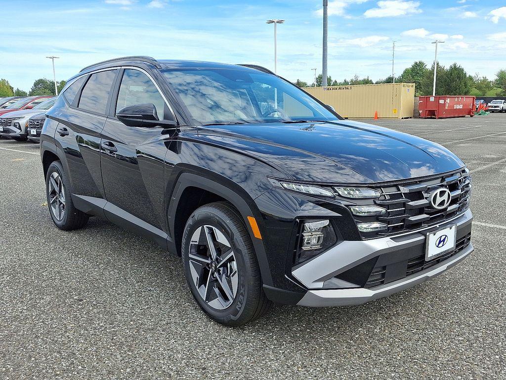new 2025 Hyundai TUCSON Hybrid car, priced at $39,210