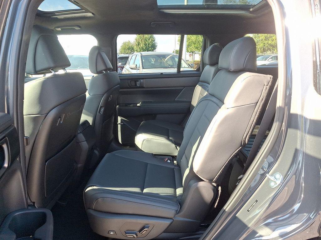 new 2026 Hyundai SANTA FE HEV car, priced at $52,700