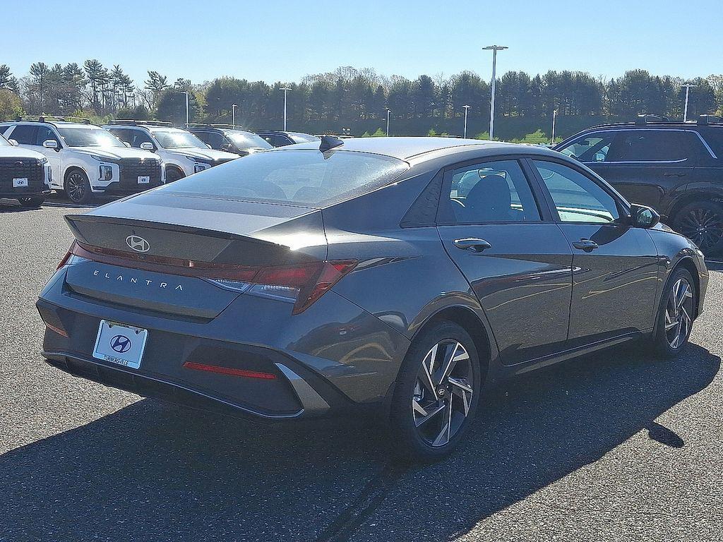 new 2025 Hyundai Elantra car, priced at $25,105