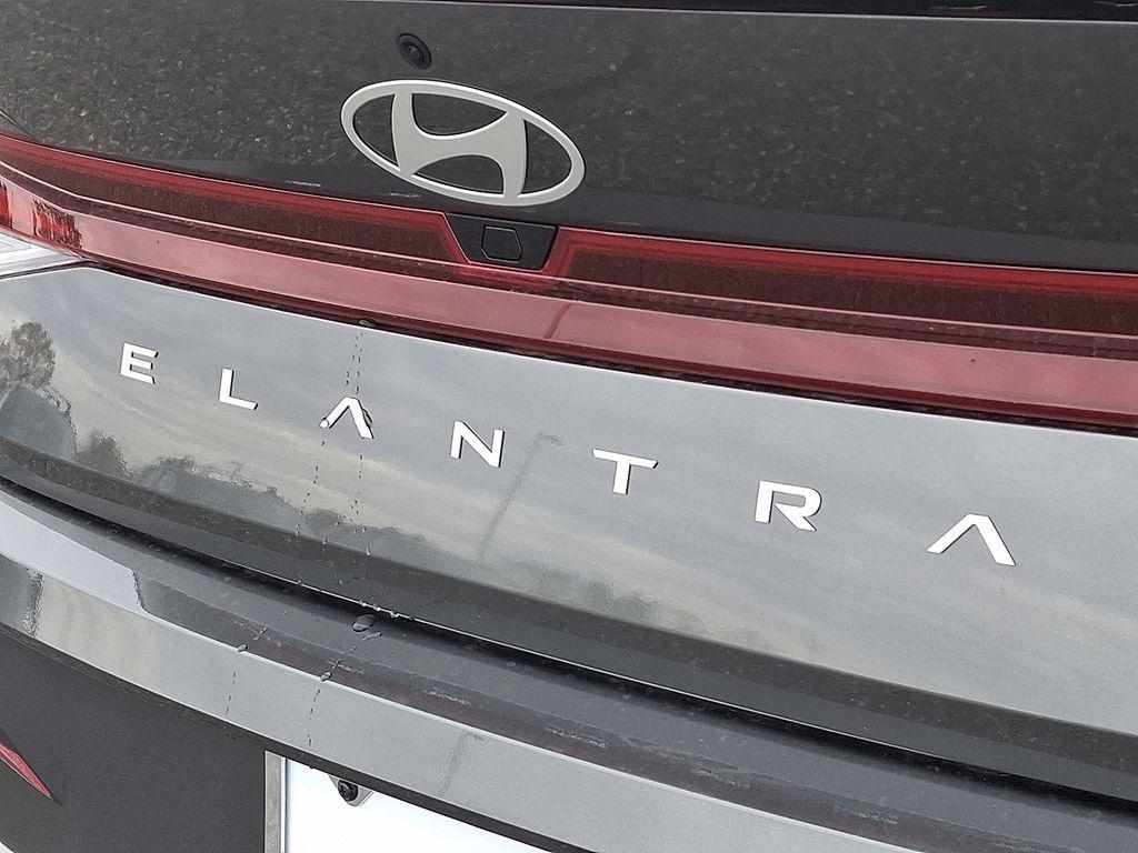new 2025 Hyundai Elantra car, priced at $25,160
