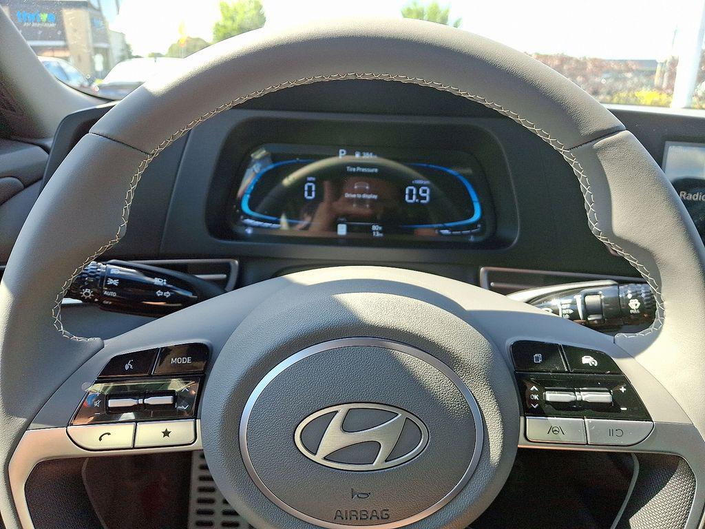 new 2025 Hyundai Elantra car, priced at $25,120