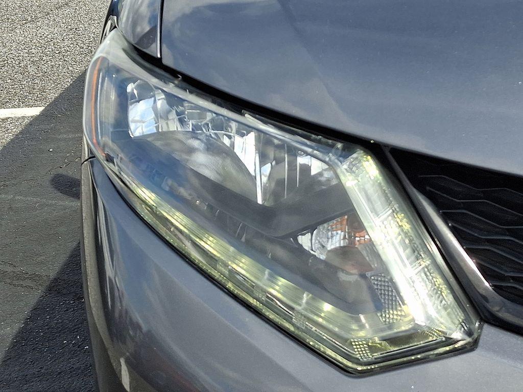 used 2016 Nissan Rogue car, priced at $12,999