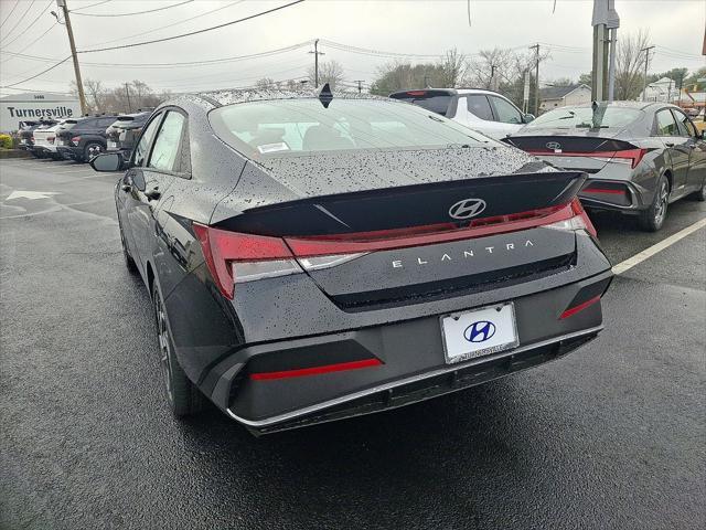 new 2025 Hyundai Elantra car, priced at $24,995