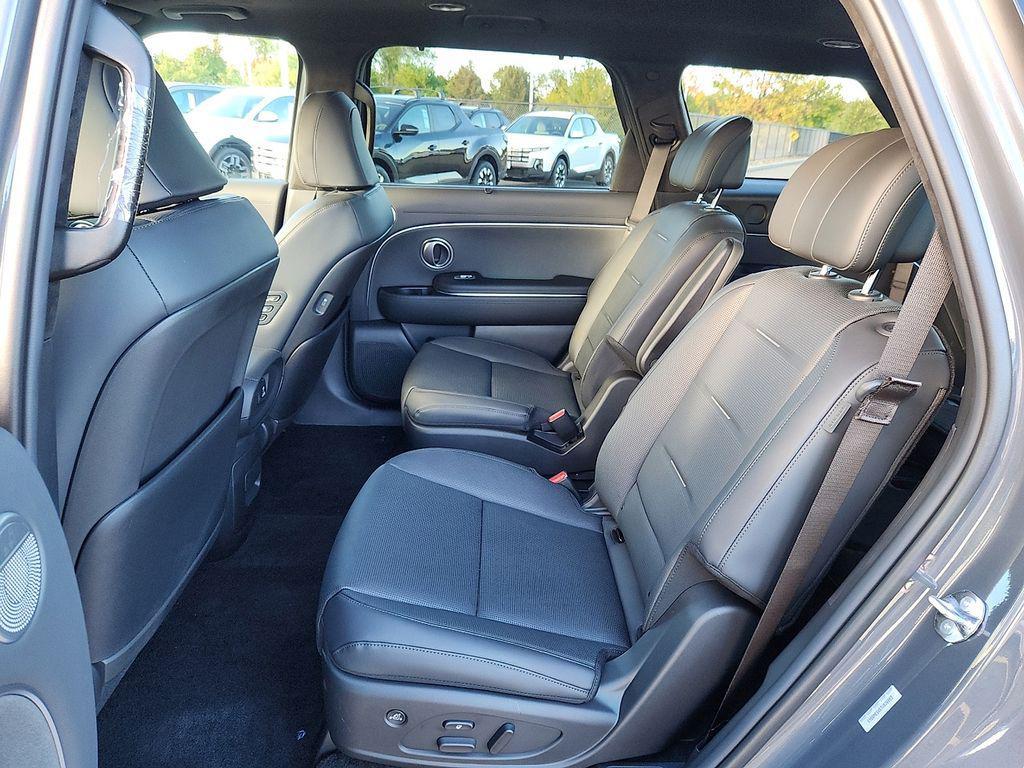 new 2026 Hyundai Palisade Hybrid car, priced at $60,625