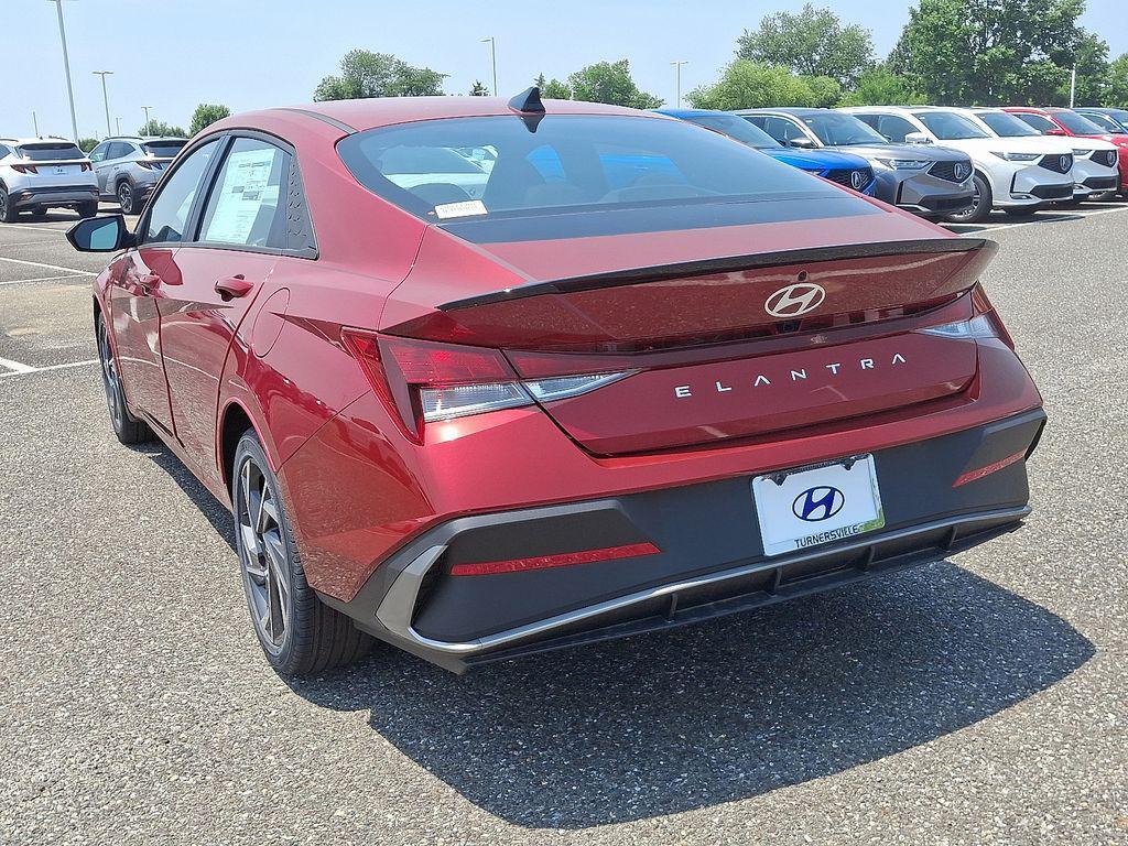 new 2025 Hyundai Elantra car, priced at $25,155