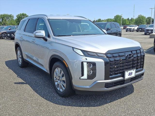 new 2025 Hyundai Palisade car, priced at $44,220