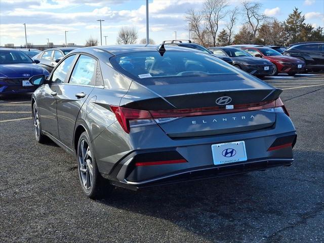 new 2025 Hyundai Elantra car, priced at $27,285