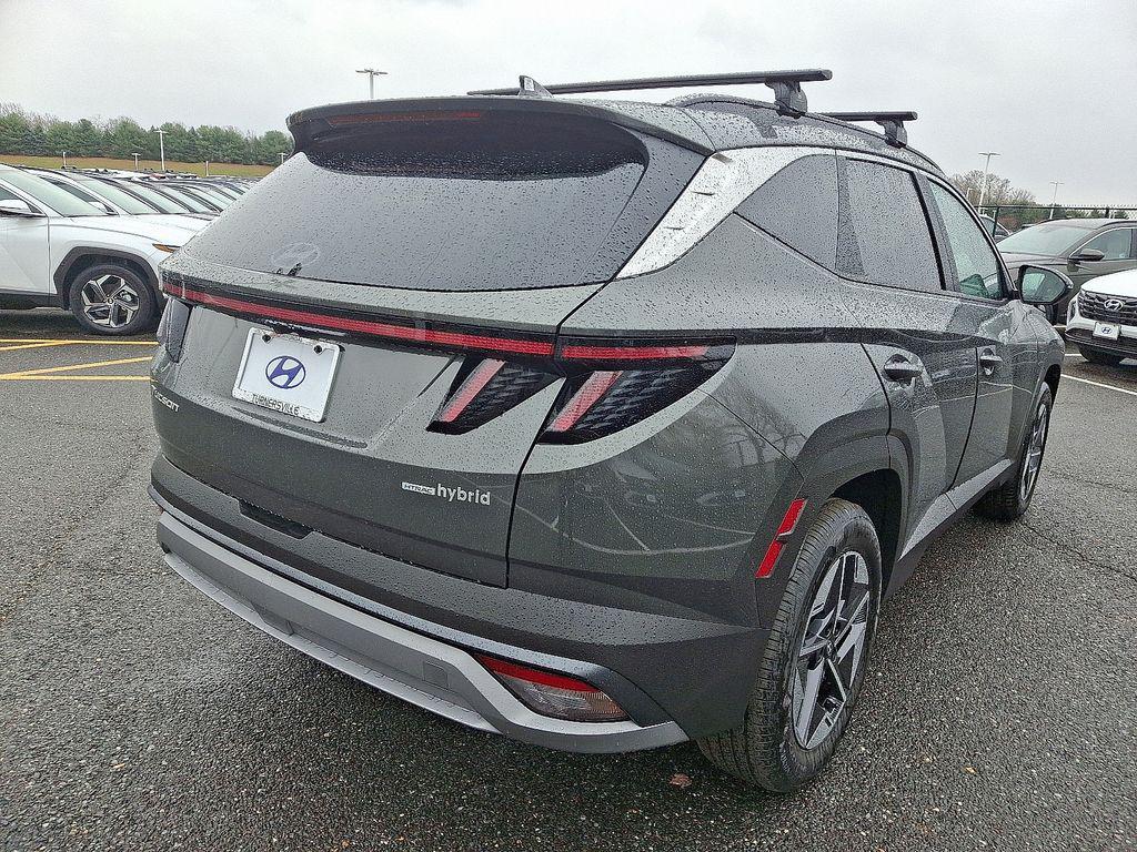 new 2025 Hyundai TUCSON Hybrid car, priced at $39,015
