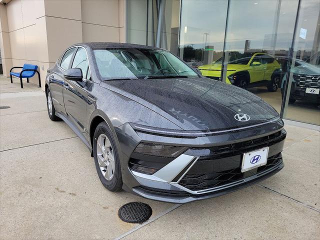 new 2025 Hyundai Sonata car, priced at $28,345