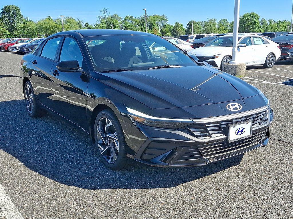 new 2025 Hyundai ELANTRA HEV car, priced at $29,185