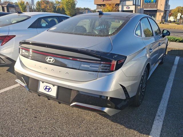 new 2024 Hyundai Sonata Hybrid car, priced at $38,885