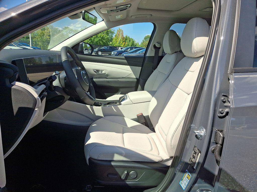 new 2025 Hyundai Tucson car, priced at $37,245