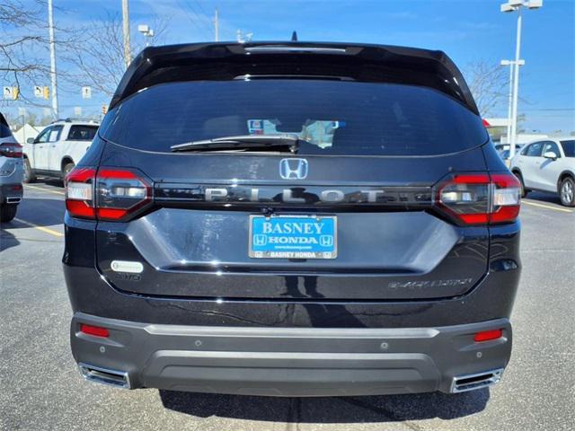 used 2025 Honda Pilot car, priced at $54,980