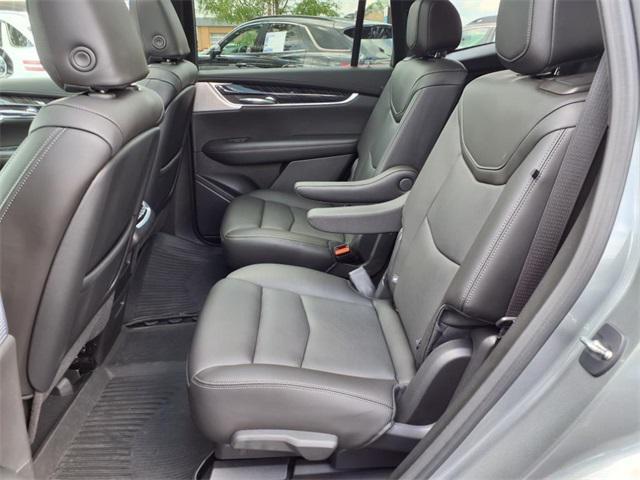 used 2023 Cadillac XT6 car, priced at $35,980