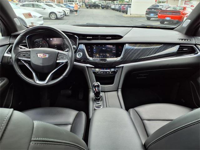 used 2023 Cadillac XT6 car, priced at $35,980