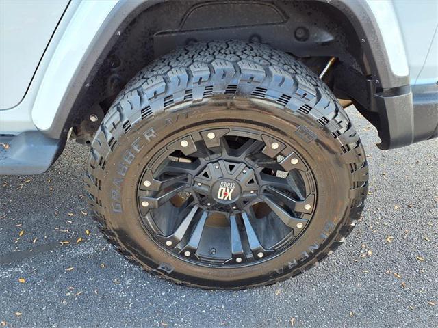 used 2019 Jeep Wrangler Unlimited car, priced at $29,980