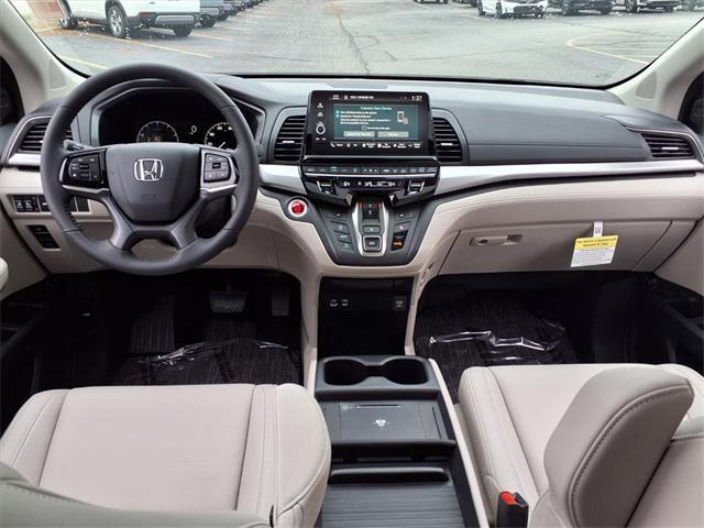 used 2025 Honda Odyssey car, priced at $42,980