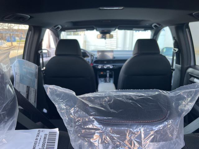 new 2026 Honda CR-V Hybrid car, priced at $39,035