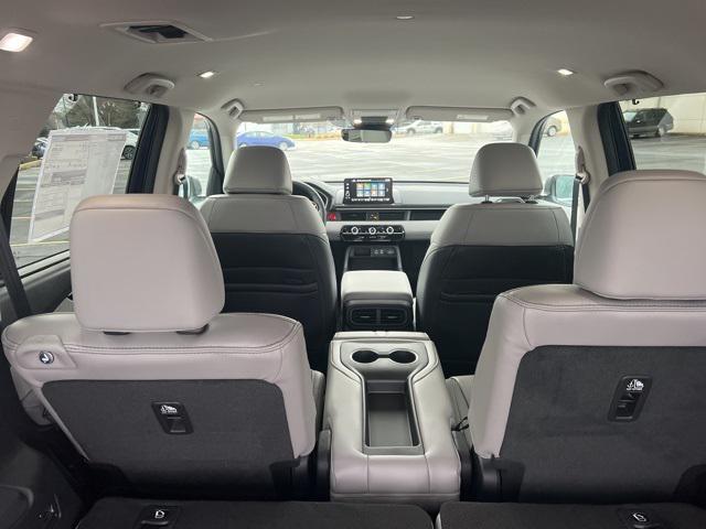 new 2025 Honda Pilot car