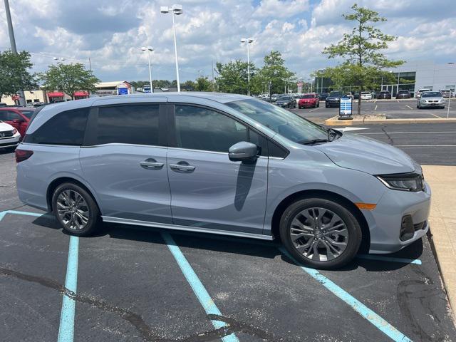 new 2025 Honda Odyssey car