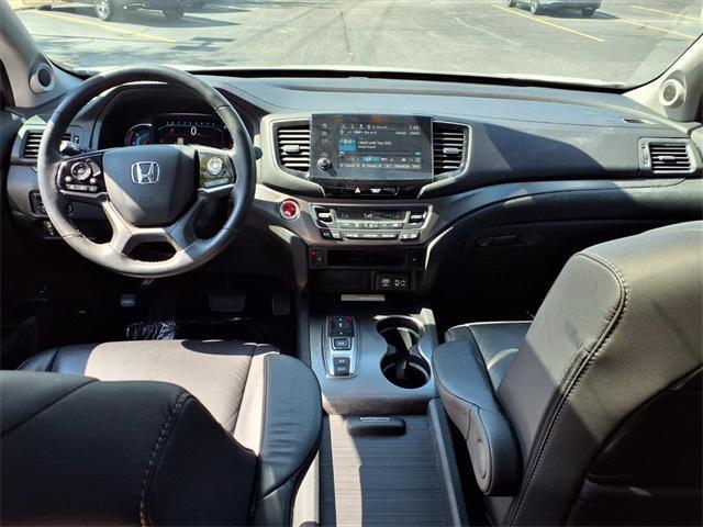 used 2022 Honda Pilot car, priced at $35,980