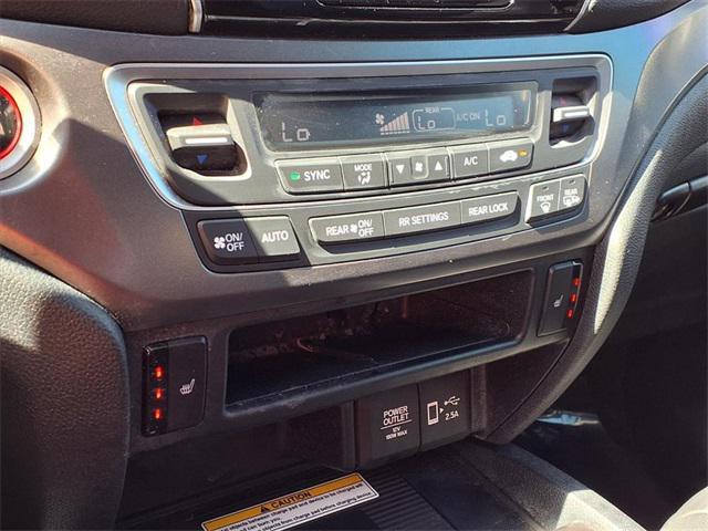 used 2022 Honda Pilot car, priced at $35,980