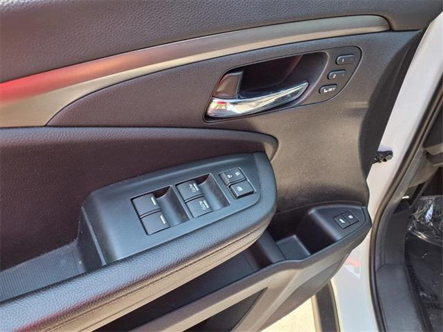 used 2022 Honda Pilot car, priced at $35,980