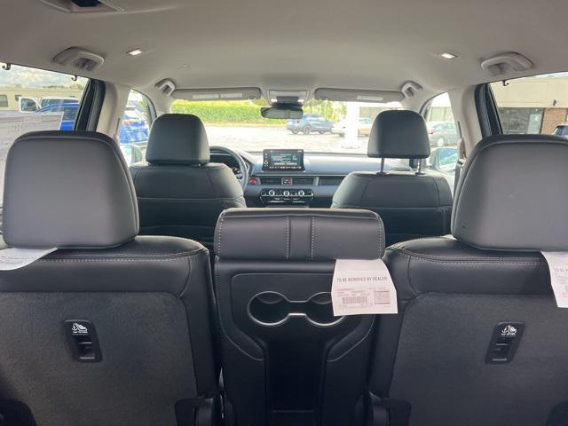 new 2025 Honda Pilot car, priced at $45,129