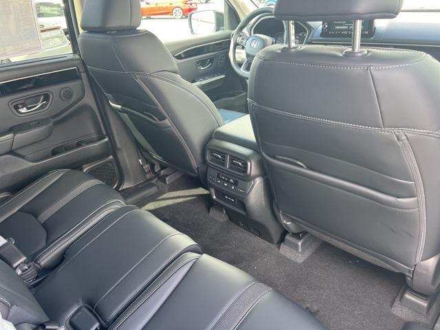 new 2025 Honda Pilot car, priced at $45,129