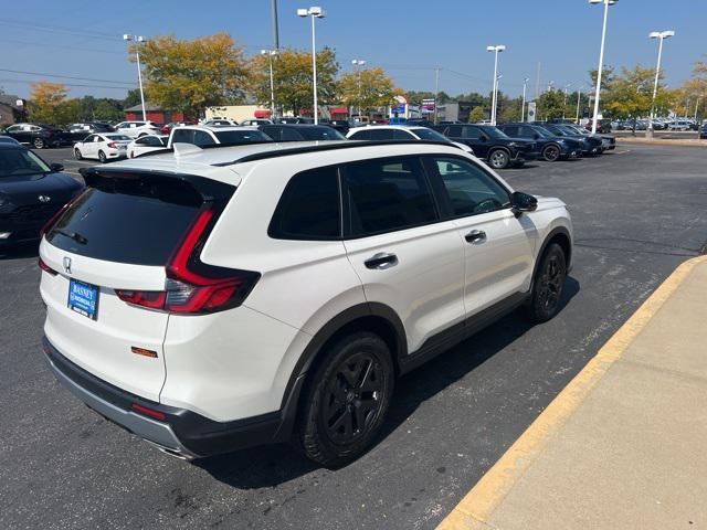 new 2026 Honda CR-V Hybrid car, priced at $40,650