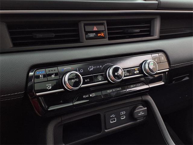 used 2025 Honda Pilot car, priced at $51,980