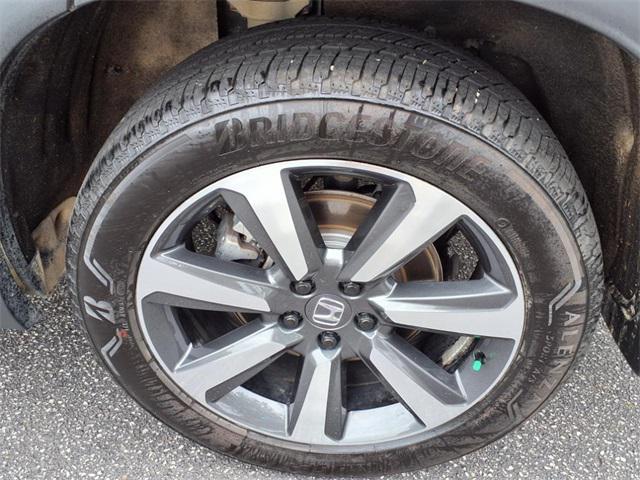 used 2025 Honda Pilot car, priced at $51,980