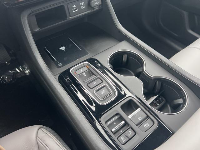 new 2025 Honda Pilot car, priced at $45,343