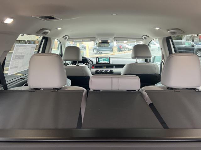 new 2025 Honda Pilot car, priced at $45,343