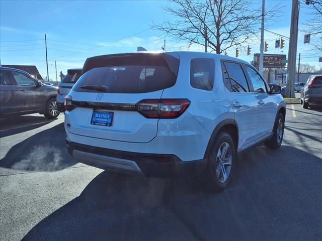 used 2025 Honda Pilot car, priced at $43,980