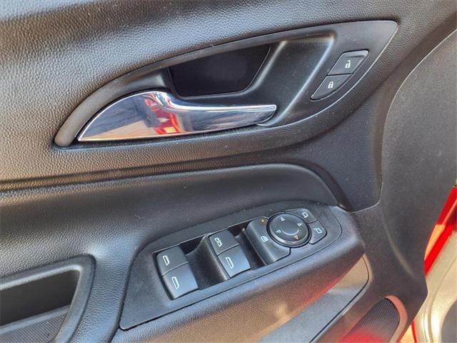 used 2021 Chevrolet Equinox car, priced at $16,701