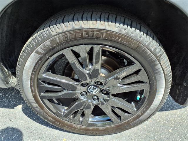 used 2022 Honda Pilot car, priced at $32,980