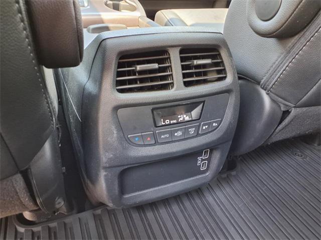 used 2022 Honda Pilot car, priced at $32,980