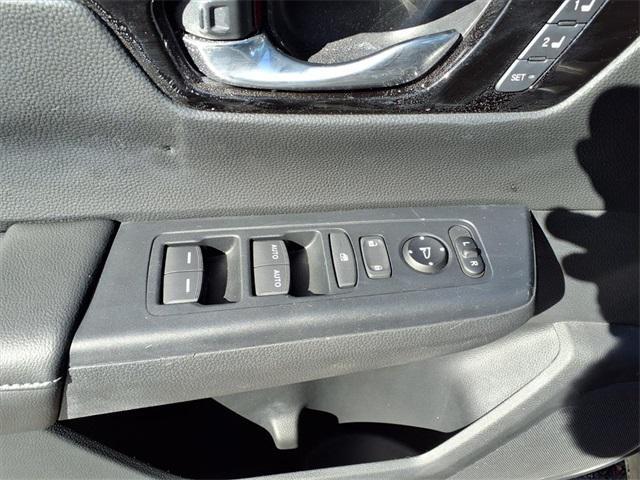 used 2025 Honda CR-V car, priced at $36,980