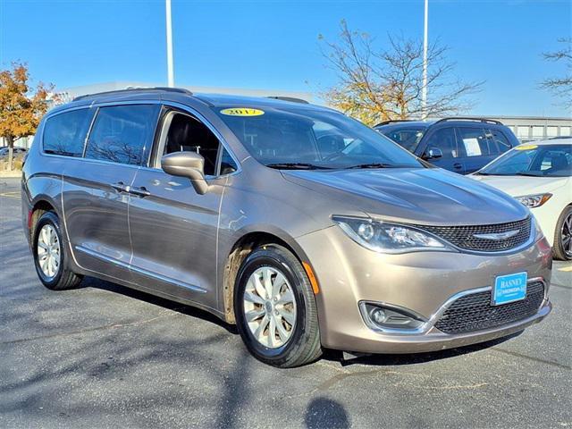used 2017 Chrysler Pacifica car, priced at $10,980