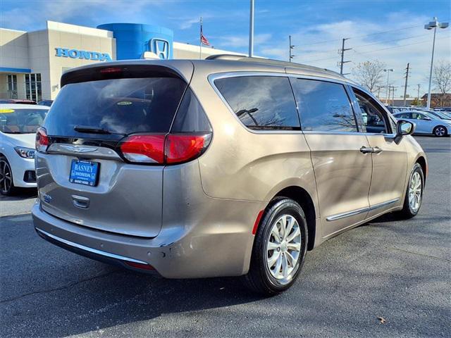 used 2017 Chrysler Pacifica car, priced at $10,980
