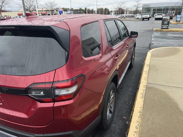 new 2025 Honda Pilot car, priced at $47,450